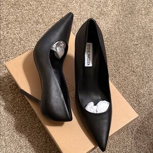 Steve Madden Elegant Black Heels